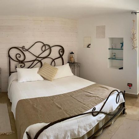 Dimora Dinella Apartment Полиняно а Маре Екстериор снимка