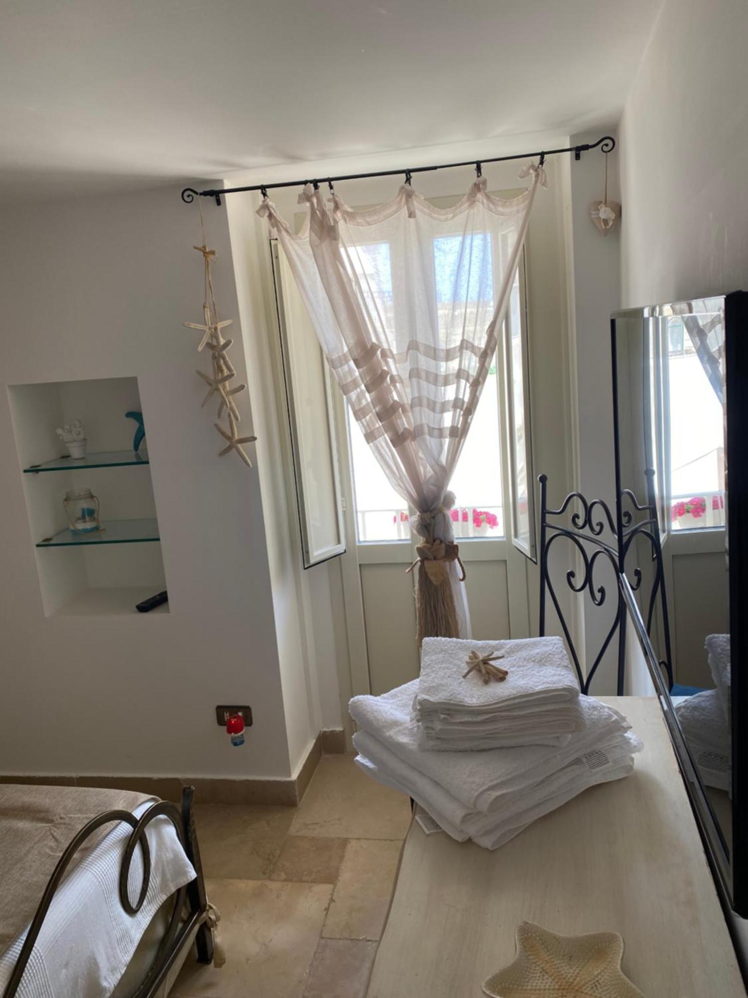 Dimora Dinella Apartment Полиняно а Маре Екстериор снимка